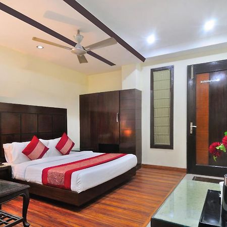Staybook Hotel Aira New Delhi Railway Station Paharganj Exterior foto