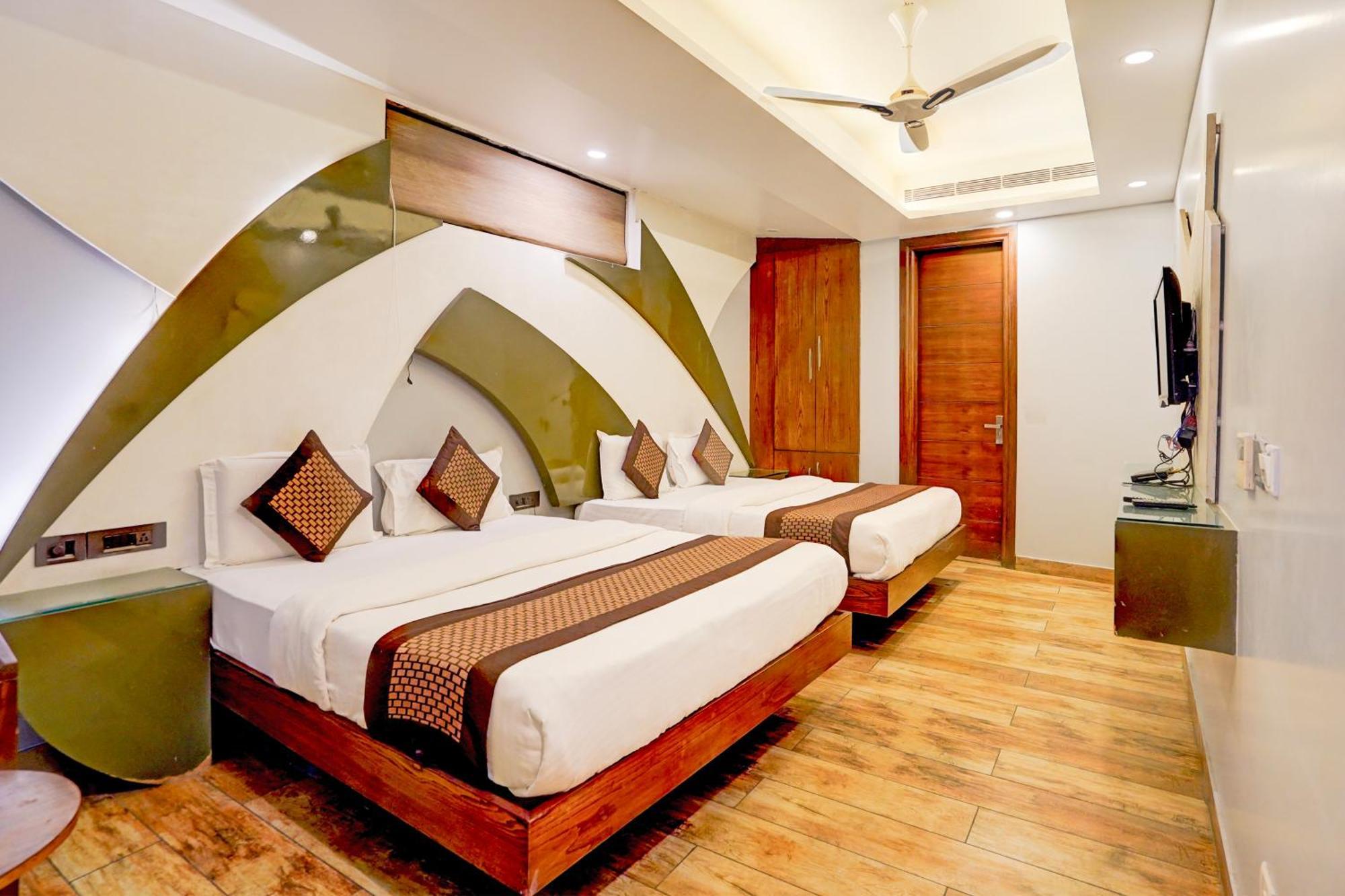Staybook Hotel Aira New Delhi Railway Station Paharganj Exterior foto